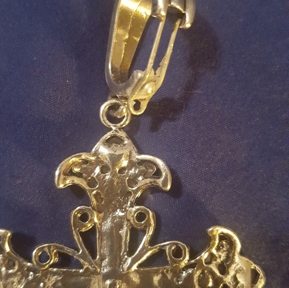 Rhinestone cross - Picture 2 of 2